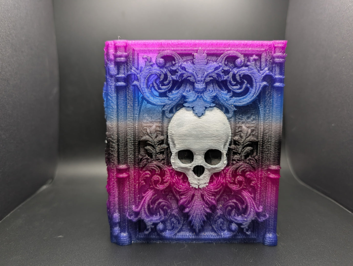 Dice Tomes /w Set of Dice